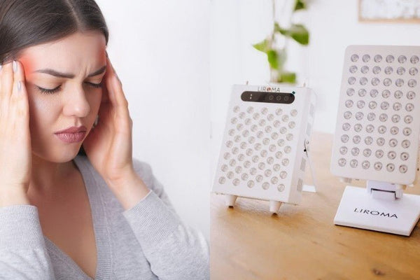 Vrouw met hoofdpijn wrijft over haar slapen, naast twee kleine rood licht therapie panelen van Liroma