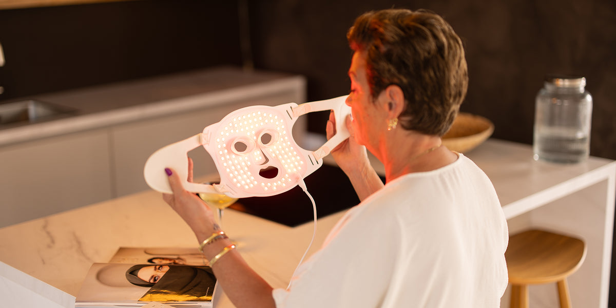 Maschere LED viso a luce rossa